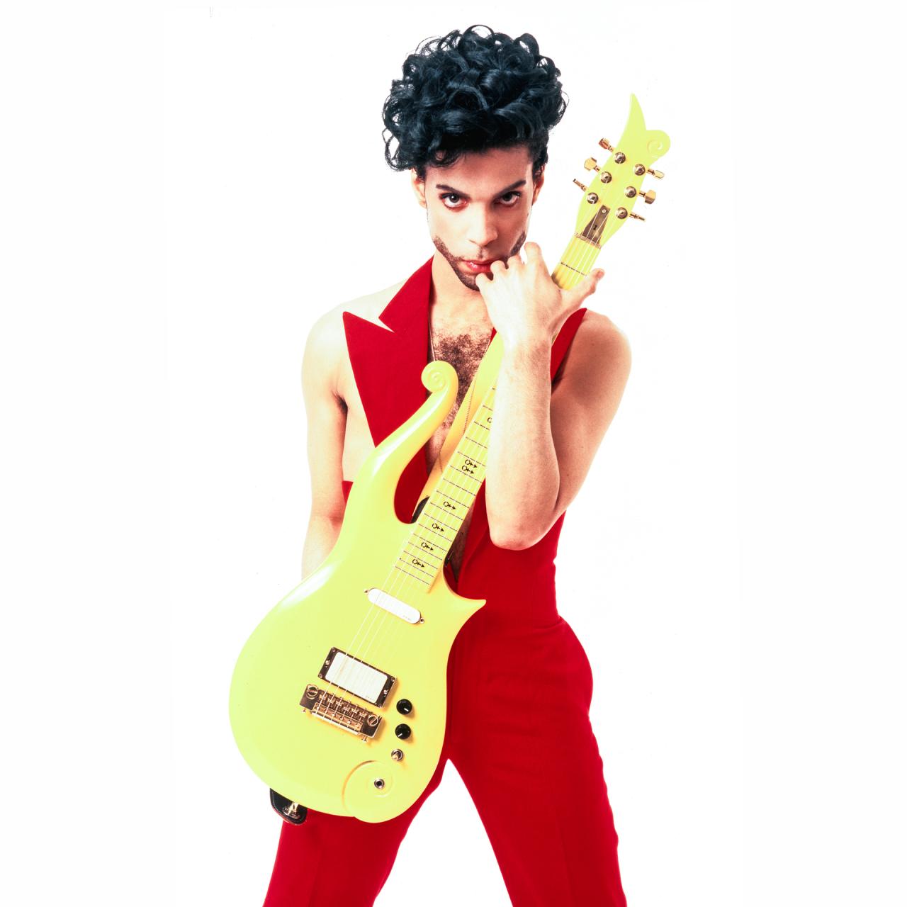 Play diamonds and pearls by prince