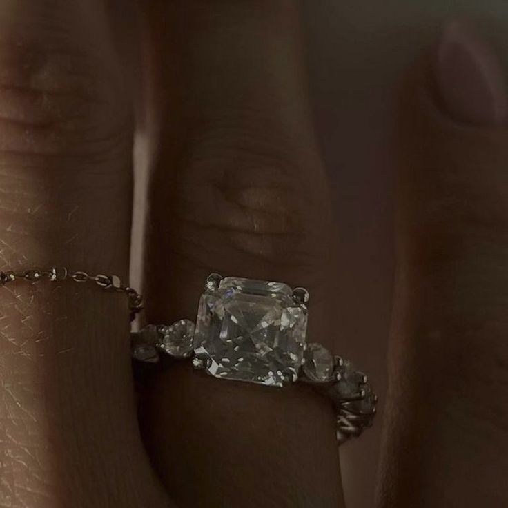 Best Diamond and Rose Gold Rings for Engagement