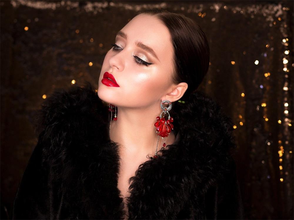 Exclusive Fashion Accessories for Women Formal Wear